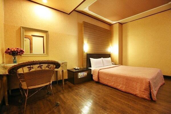 Hotel Lee-Chan Тайбей Екстер'єр фото